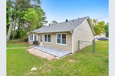 9138 Clubhouse Drive, Riverdale, GA 30274 - Photo 17