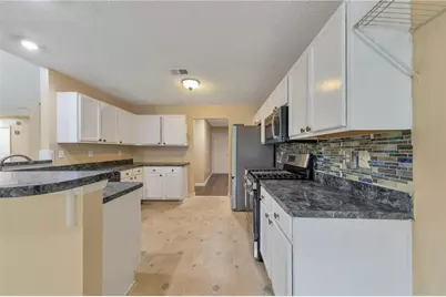 4665 Ruby Road, Stone Mountain, GA 30083 - Photo 11