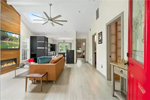 1634 Tallulah St NW, Atlanta, GA 30318 - Photo 5