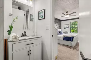 4952 Parkwest Dr, Stone Mountain, GA 30088 - Photo 17