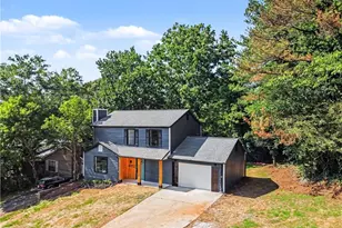 4952 Parkwest Dr, Stone Mountain, GA 30088 - Photo 1