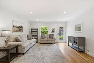 317 Robin Ln SE, Marietta, GA 30067 - Photo 5