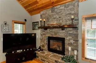 925 Zeppelin Strasse, Helen, GA 30545 - Photo 11