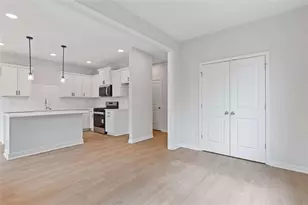 379 Summerville Ln, Athens, GA 30606 - Photo 5