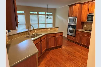 7256 Village Creek Trace, Atlanta, GA 30328 - Photo 13