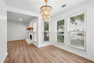 1001 Lake Pointe Cir, Roswell, GA 30075 - Photo 9
