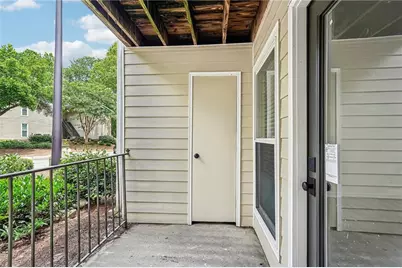 1001 Lake Pointe Circle, Roswell, GA 30075 - Photo 27