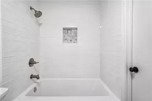 1001 Lake Pointe Cir, Roswell, GA 30075 - Photo 19