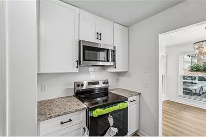 1001 Lake Pointe Circle, Roswell, GA 30075 - Photo 13