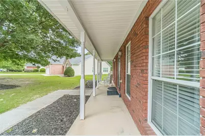 2990 Meadow Gate Way, Loganville, GA 30052 - Photo 3
