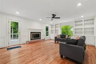 1125 Cedar Branch Ct SW, Marietta, GA 30064 - Photo 7