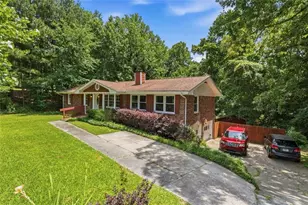 1630 Roberts Dr SE, Mableton, GA 30126 - Photo 3