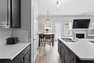 2550 Capella Cir SW, Atlanta, GA 30331 - Photo 7