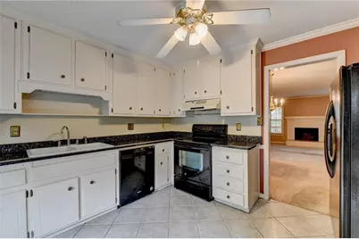 1407 Old Virginia Court SE, Marietta, GA 30067 - Photo 5