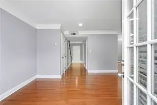 6980 Roswell Rd, Sandy Springs, GA 30328 - Photo 5