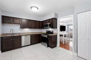 6980 Roswell Rd, Sandy Springs, GA 30328 - Photo 9