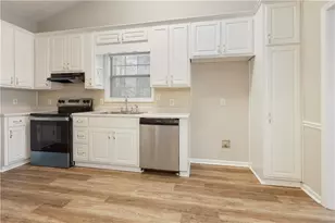215 Cambridge Way, Covington, GA 30016 - Photo 9