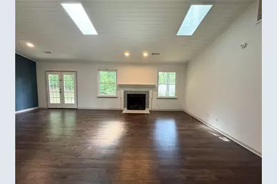 471 Springfield Drive, Woodstock, GA 30188 - Photo 3