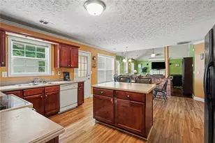 331 Paper Woods Dr, Lawrenceville, GA 30046 - Photo 9