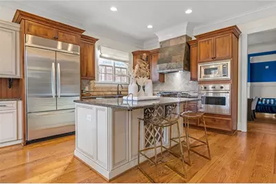 2601 Canterbury Trail, Atlanta, GA 30324 - Photo 7