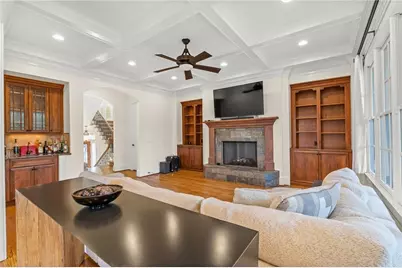 2601 Canterbury Trail, Atlanta, GA 30324 - Photo 17