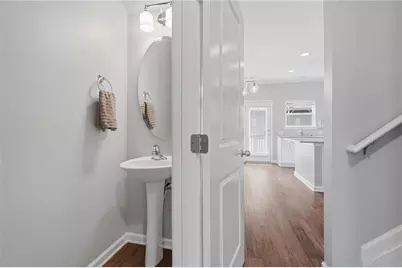 1708 Liberty Parkway NW, Atlanta, GA 30318 - Photo 7