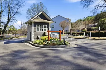1708 Liberty Parkway NW, Atlanta, GA 30318 - Photo 17