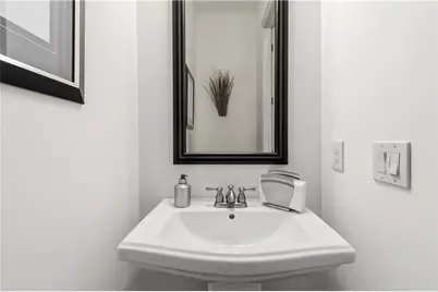 567 Ansley Circle NE, Atlanta, GA 30324 - Photo 15