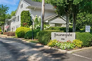 136 Peachtree Memorial Dr, Atlanta, GA 30309 - Photo 3