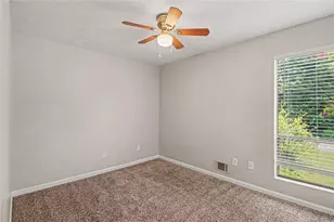 9262 Raven Dr, Jonesboro, GA 30238 - Photo 11