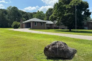 1066 SW June Dr Dr, Conyers, GA 30094 - Photo 5
