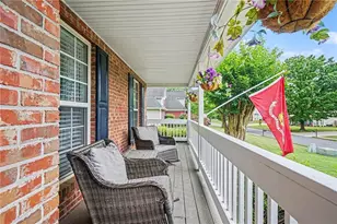 318 Dunagan Chase Dr, Lawrenceville, GA 30045 - Photo 5