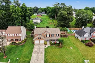 318 Dunagan Chase Dr, Lawrenceville, GA 30045 - Photo 37