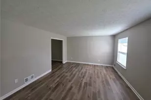 3000 Sebring Ct, Decatur, GA 30034 - Photo 3