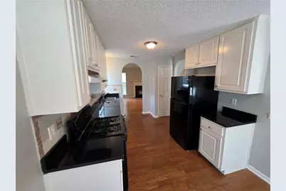 6924 Biscayne Blvd, Rex, GA 30273 - Photo 11