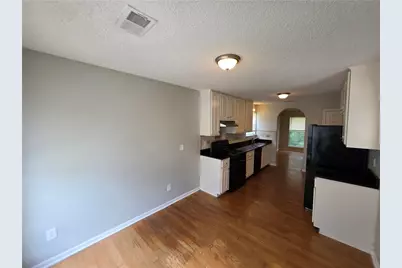 6924 Biscayne Blvd, Rex, GA 30273 - Photo 7