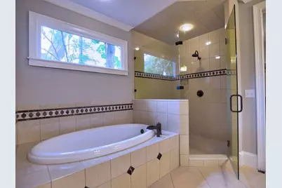 1061 Wimberly Road NE, Brookhaven, GA 30319 - Photo 33