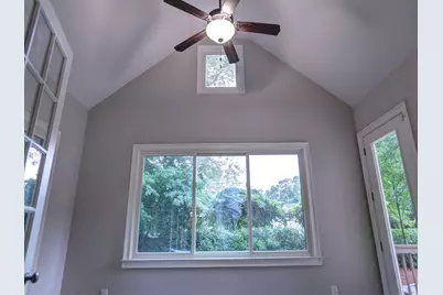 1061 Wimberly Road NE, Brookhaven, GA 30319 - Photo 27