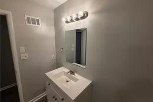 5085 Rock Glen Dr, Stone Mountain, GA 30088 - Photo 21