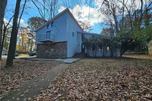 5085 Rock Glen Dr, Stone Mountain, GA 30088 - Photo 1