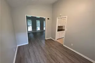5085 Rock Glen Dr, Stone Mountain, GA 30088 - Photo 7