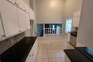 5085 Rock Glen Dr, Stone Mountain, GA 30088 - Photo 19