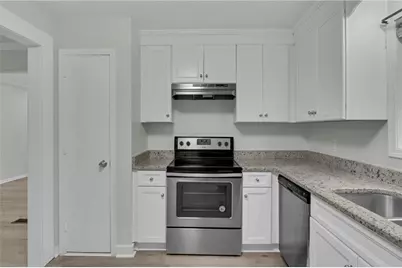 5809 Oakleaf Way, Stone Mountain, GA 30087 - Photo 11