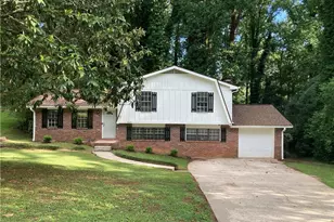 5809 Oakleaf Way, Stone Mountain, GA 30087 - Photo 1