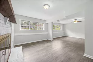 5809 Oakleaf Way, Stone Mountain, GA 30087 - Photo 17