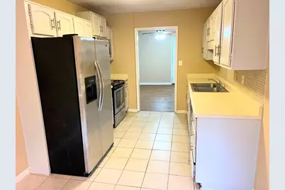 8067 Creekstone Way, Riverdale, GA 30274 - Photo 3
