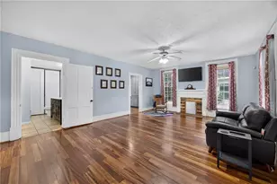 171 NE Broad St, Fairburn, GA 30213 - Photo 7