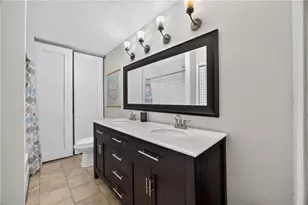 171 NE Broad St, Fairburn, GA 30213 - Photo 11