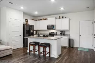 608 Gray Br Ct, Lawrenceville, GA 30045 - Photo 7