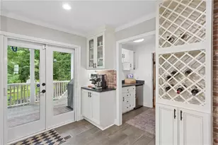 3825 Creekview Dr NE, Marietta, GA 30068 - Photo 13